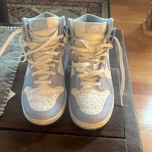 Womens Nike high top dunks